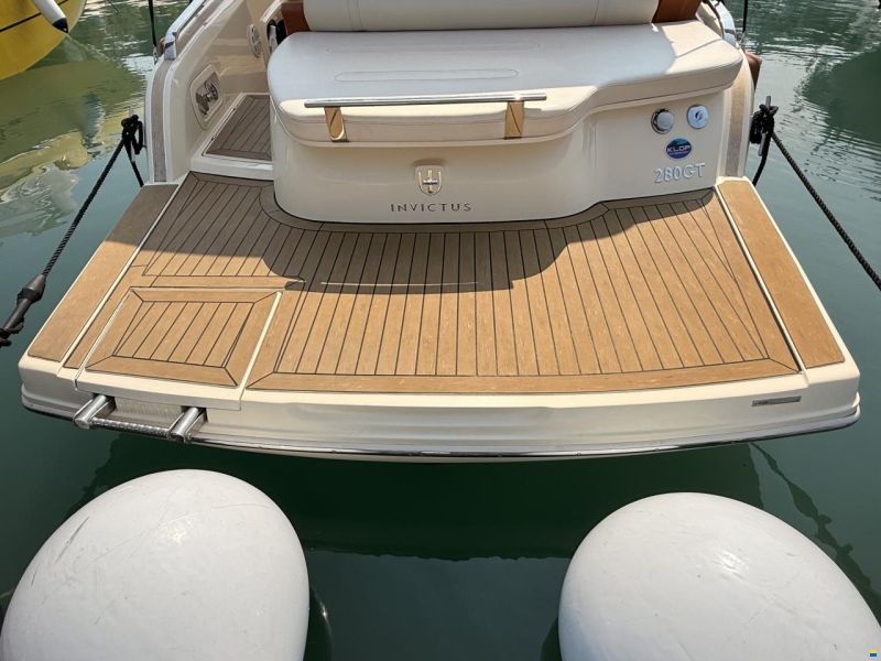 Invictus 280 GT