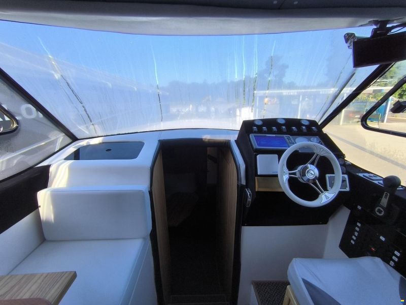 Houseboat/husbåt Represser