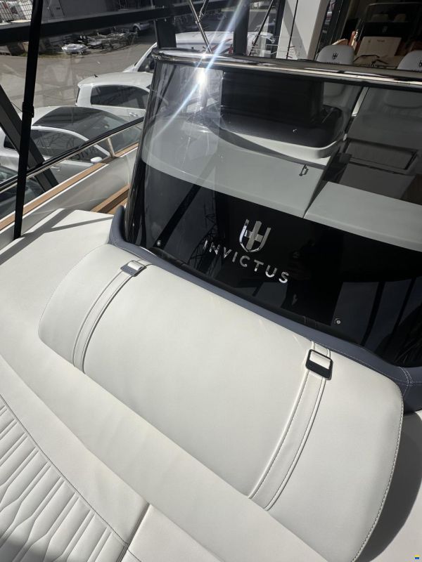 Invictus GT280 - Atelier - Swiss Edition