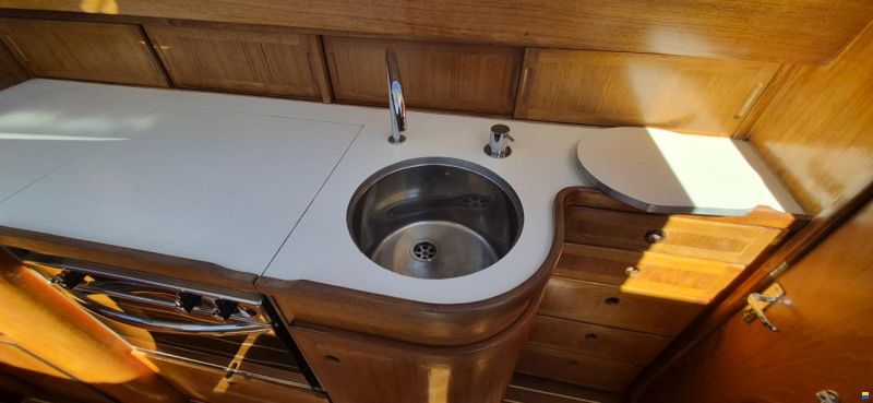 LM Boats Vitesse 35