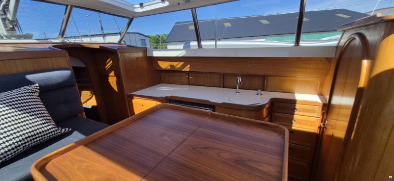 LM Boats Vitesse 35