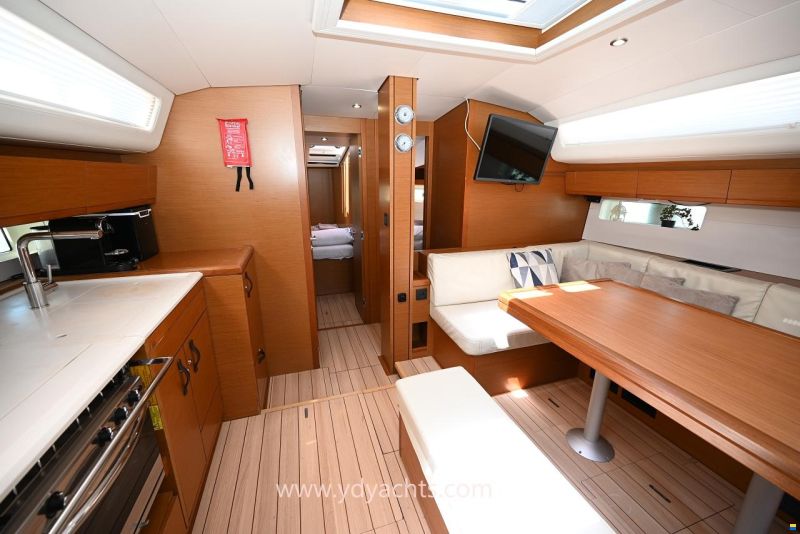 Jeanneau 54