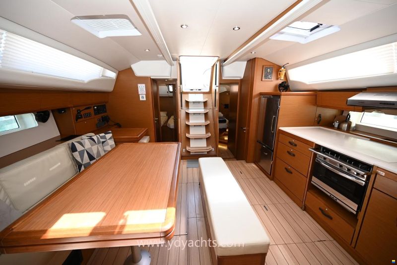 Jeanneau 54