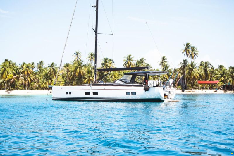 Hanse 548
