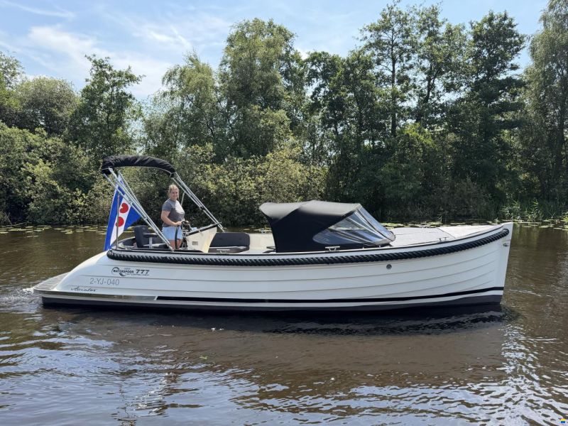 Waterspoor 777 Aviator