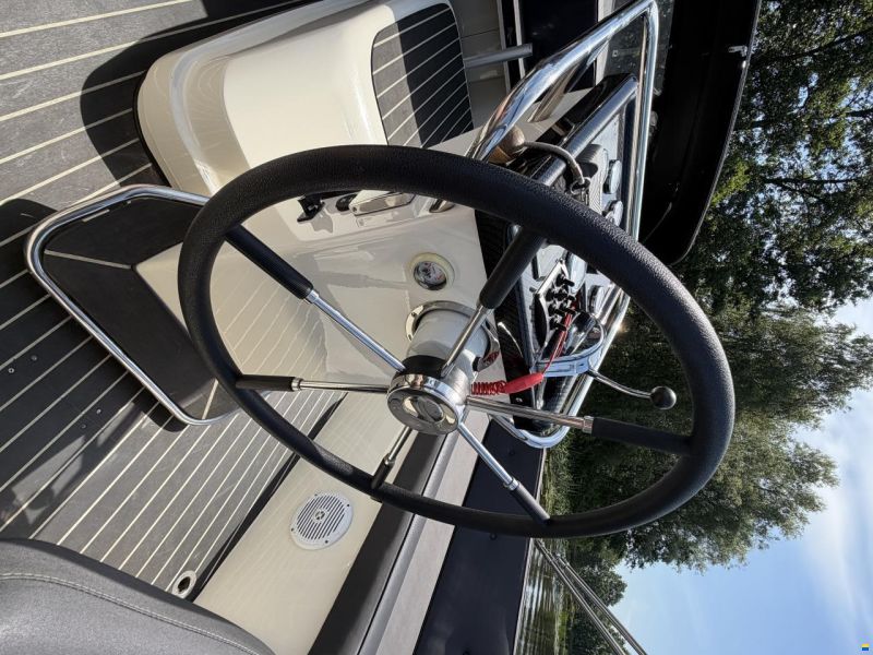 Waterspoor 777 Aviator