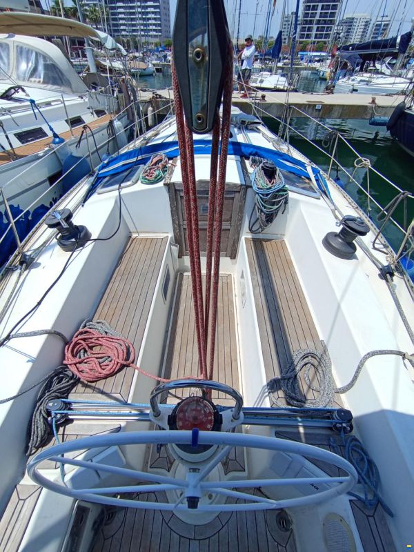 North Wind 38