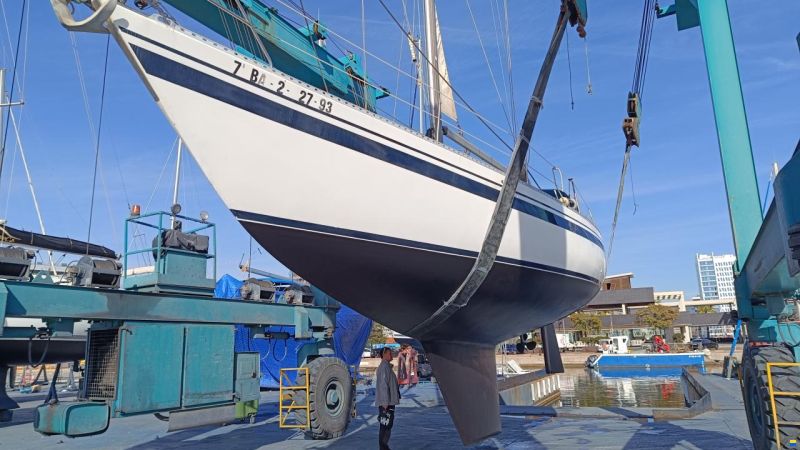 North Wind 38