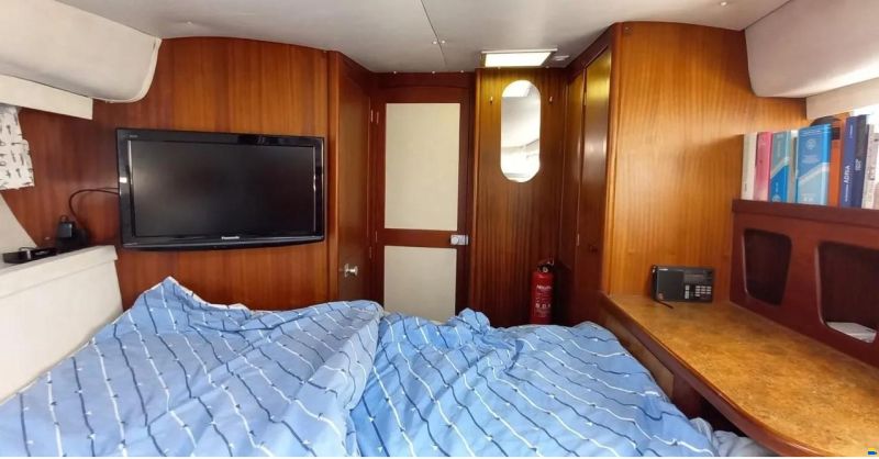 Sealine Fly 305