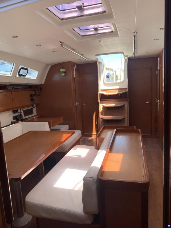 Beneteau Oceanis 50 Family