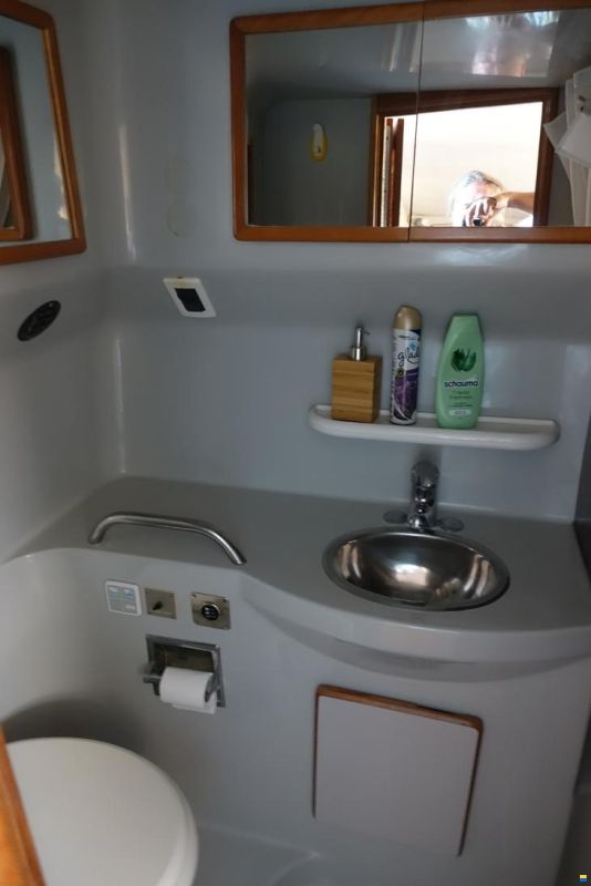 Sea Ray 38 AC