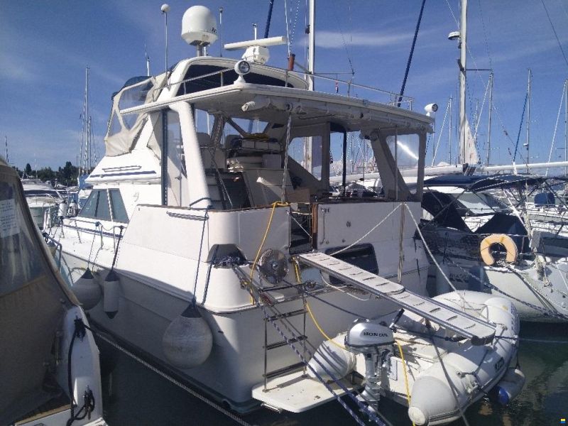 Sea Ray 38 AC