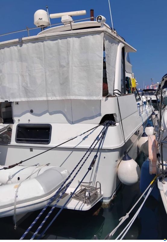 Sea Ray 38 AC