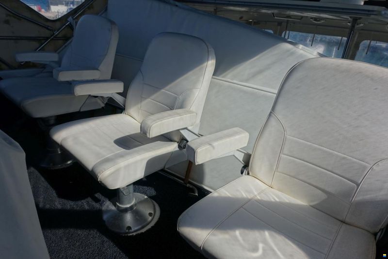 Sea Ray 38 AC