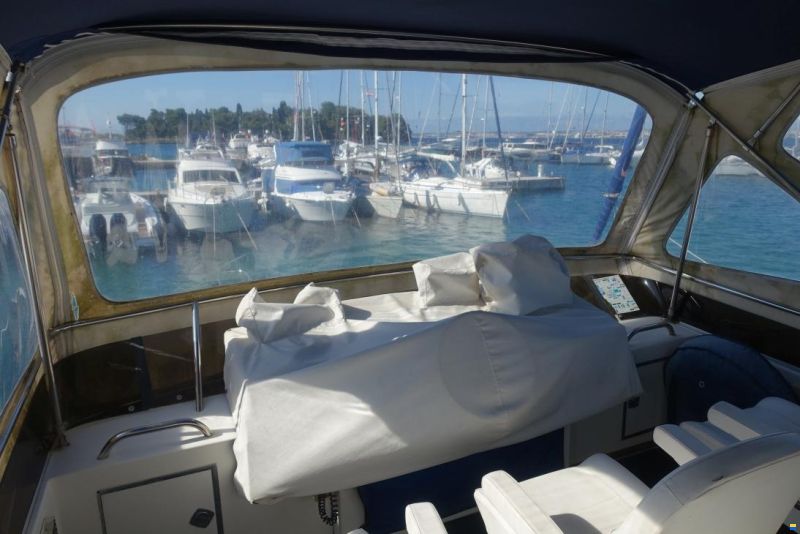 Sea Ray 38 AC