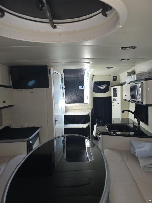 Maxum 2700 SCR