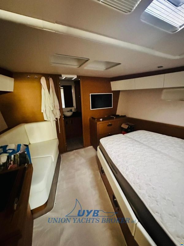 Jeanneau 65
