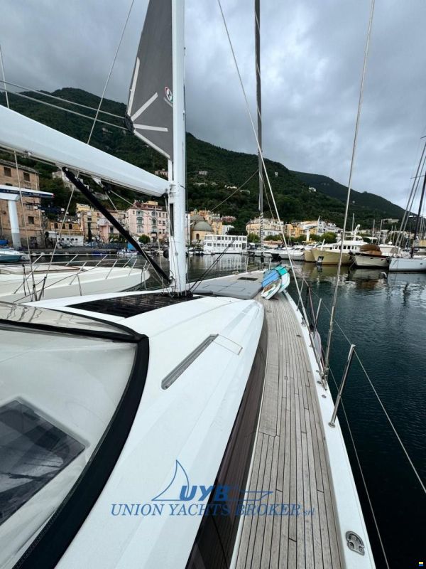 Jeanneau 65