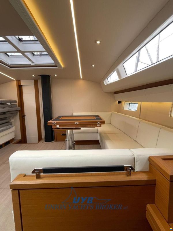 Jeanneau 65