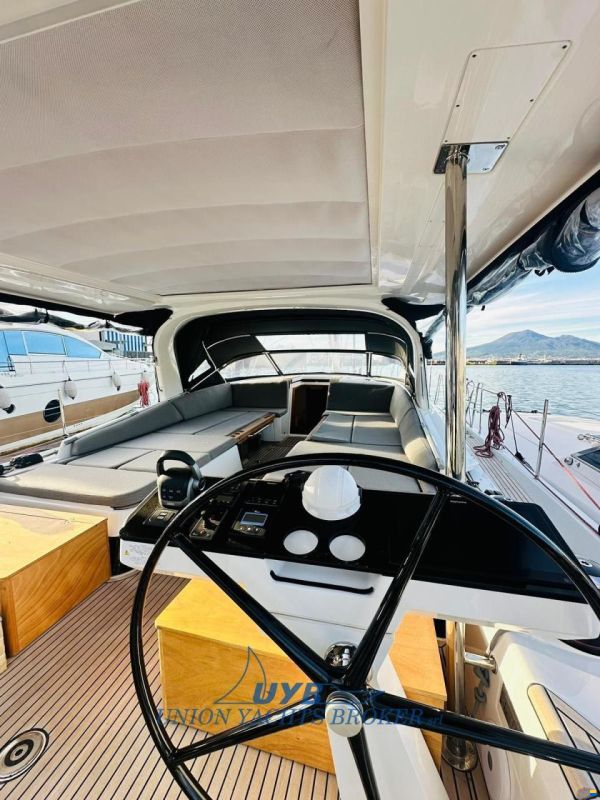 Jeanneau 65