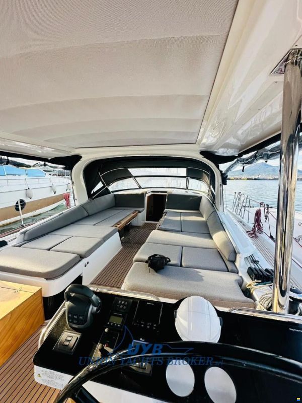 Jeanneau 65