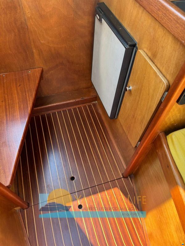 Sciallino 23' Semi Cabin