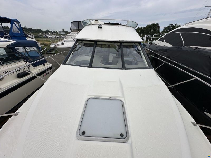 Bayliner 3258