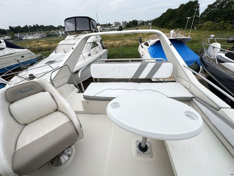 Bayliner 3258