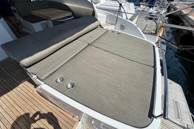 Azimut Atlantis 43