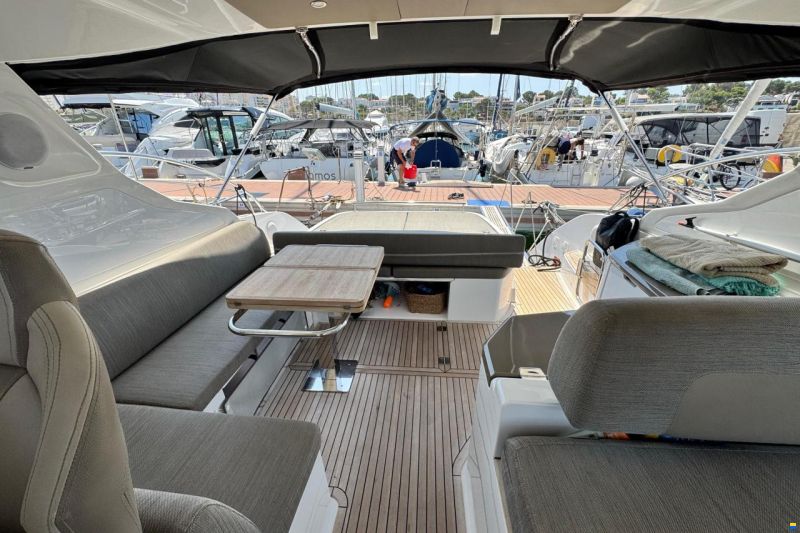 Azimut Atlantis 43