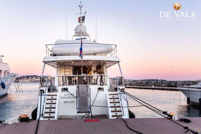 Azimut 90