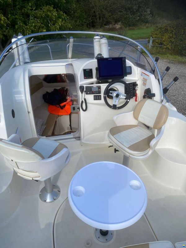 Quicksilver 540 – Suzuki 140 HK – Topuds