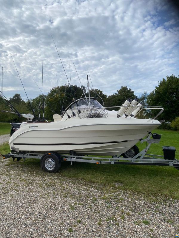 Quicksilver 540 – Suzuki 140 HK – Topuds