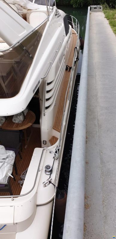 Fairline Squadron 62