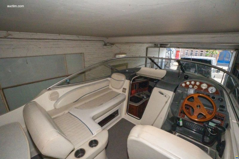 Bayliner 275