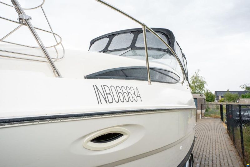 Bayliner 275