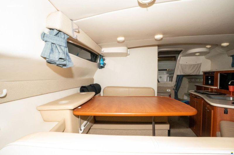 Bayliner 275