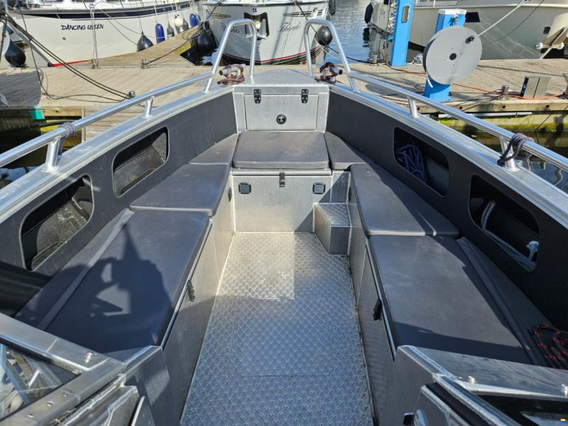 UMS-Boat 805 DC