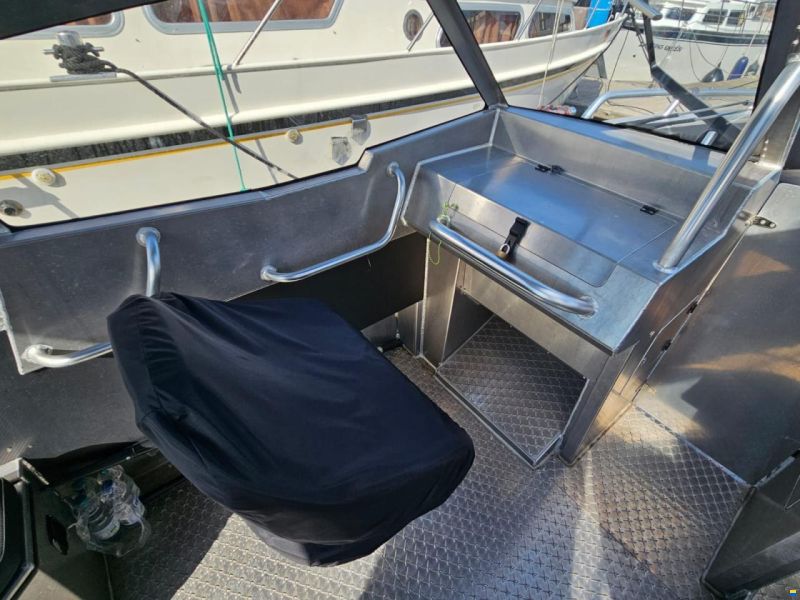 UMS-Boat 805 DC