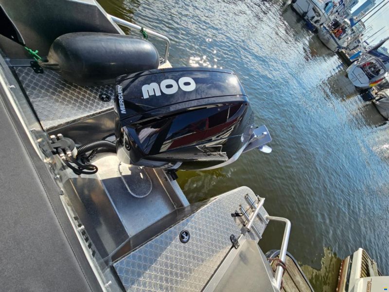 UMS-Boat 805 DC