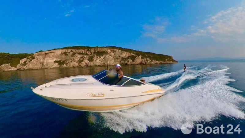 Maxum 2100 SC