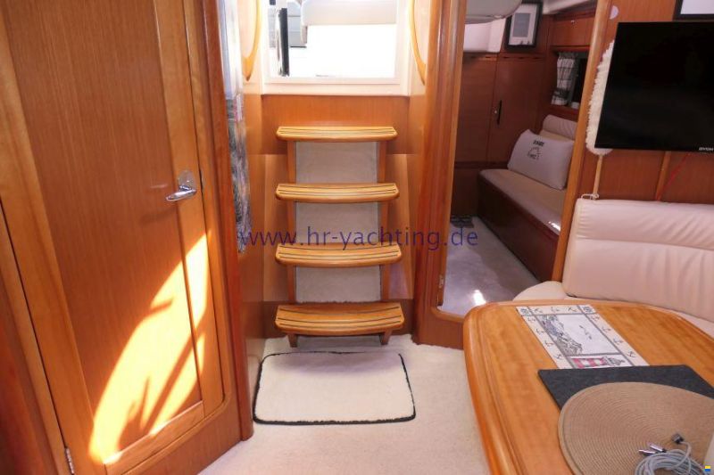 Bavaria 37 sport