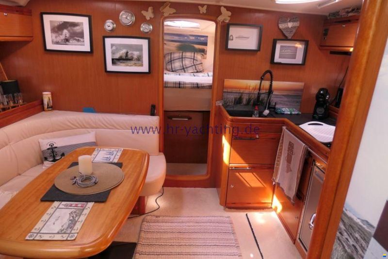 Bavaria 37 sport