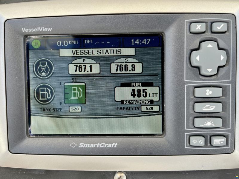 Boston Whaler 320 Outrage