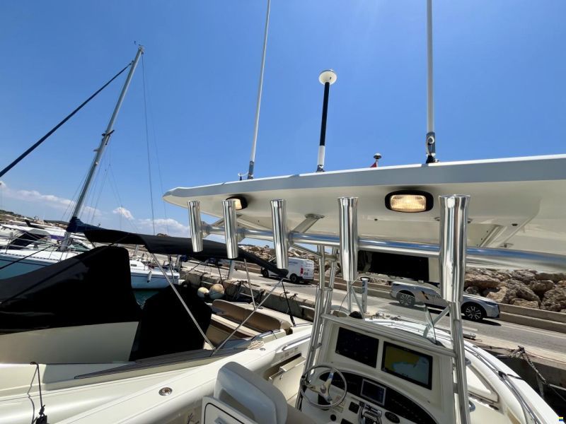 Boston Whaler 320 Outrage