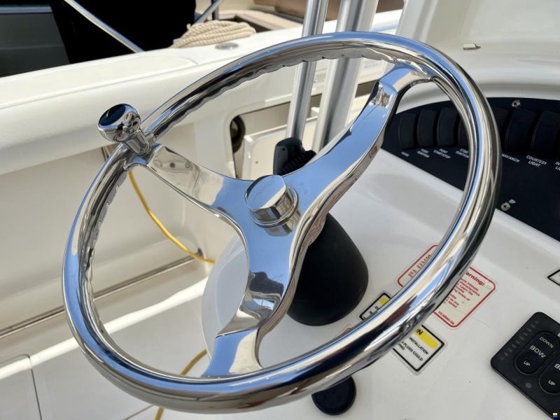 Boston Whaler 320 Outrage