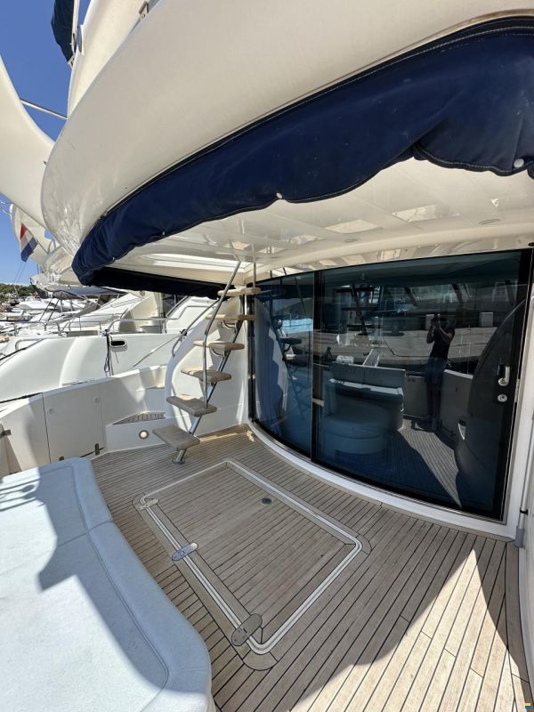 Fairline Squadron 55