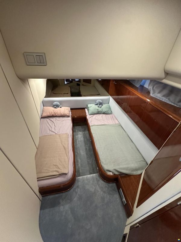 Fairline Squadron 55