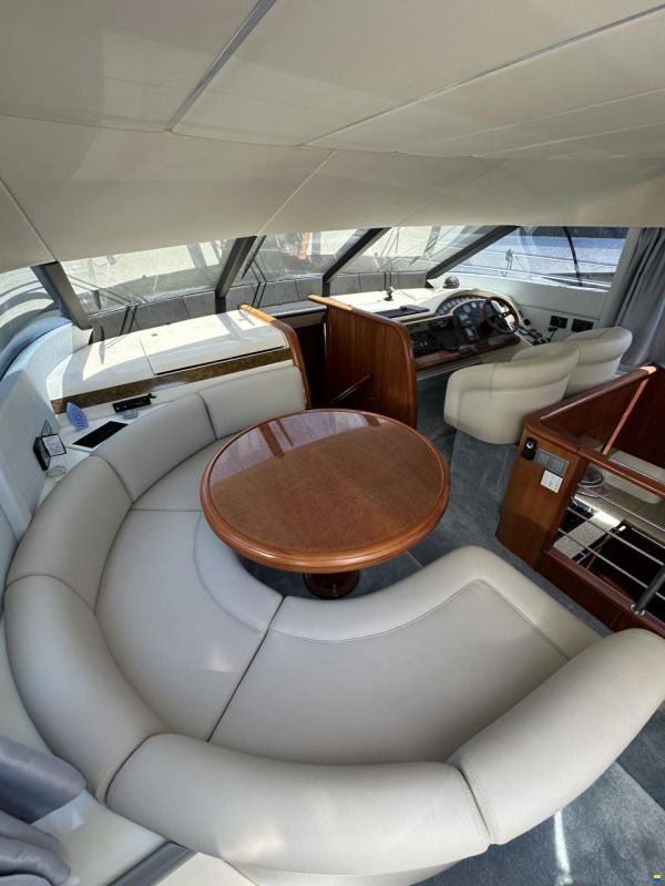 Fairline Squadron 55