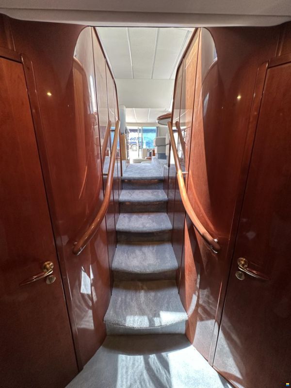 Fairline Squadron 55
